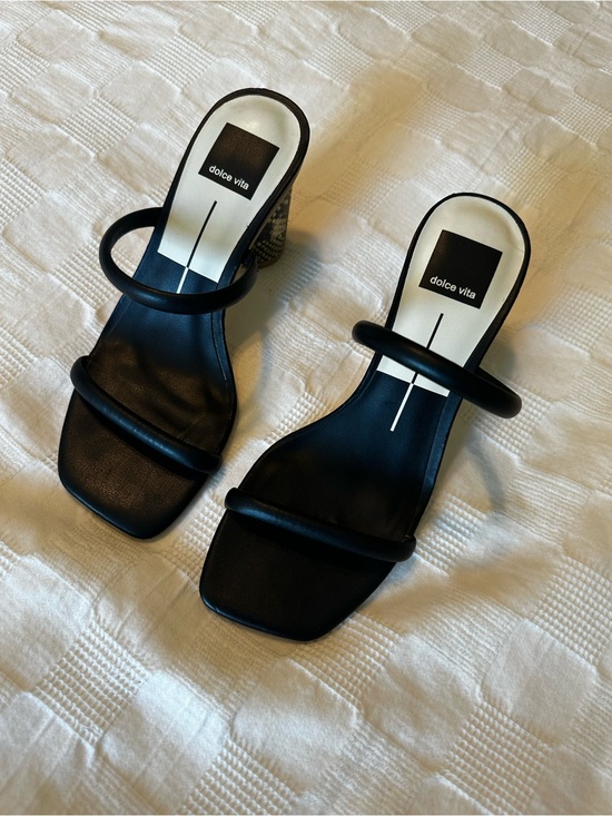 Dolce Vita Shoes - Dolce Vita Black Minimal Strappy Block Heel Sandals